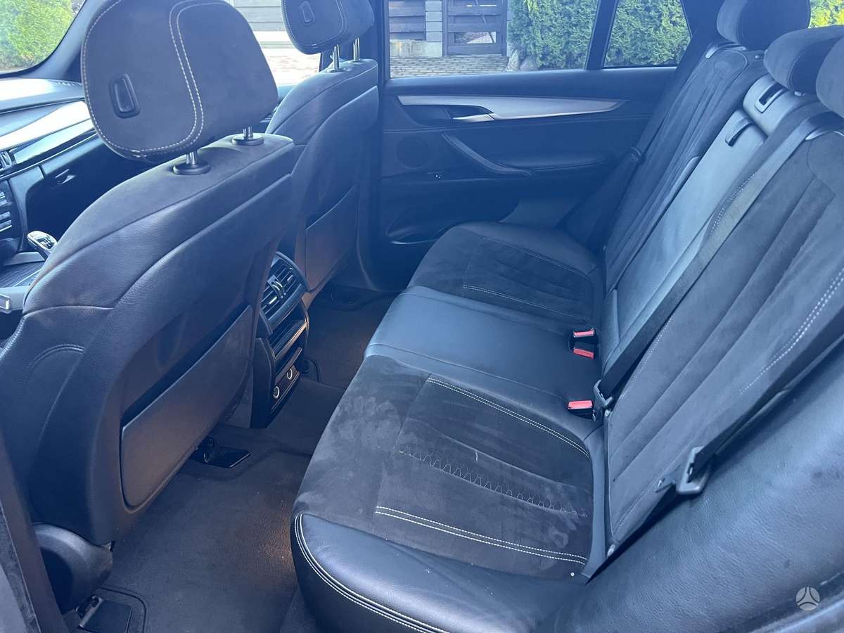 BMW X5, 3.0 l., mpv / minivan