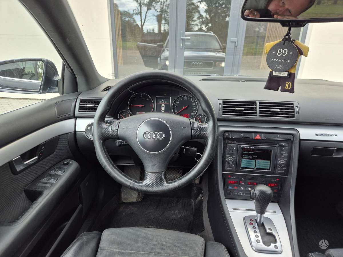 Audi A4, 2.5 l., universalas