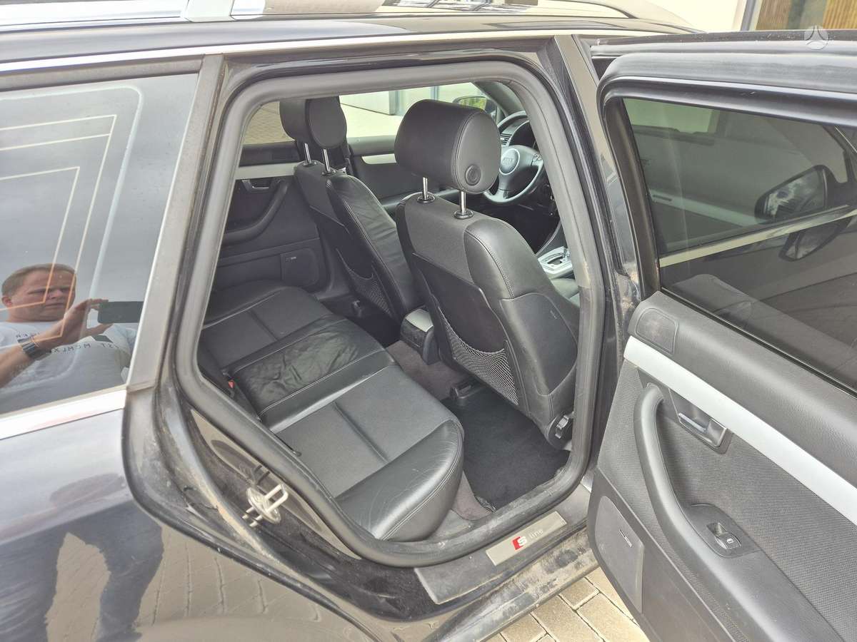 Audi A4, 2.5 l., universalas