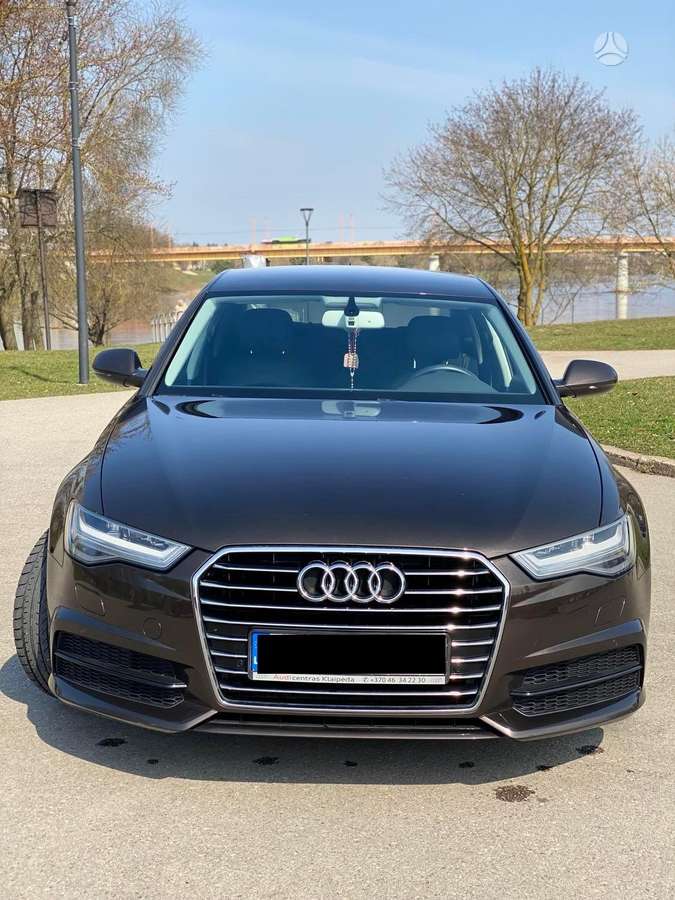 Audi A6, 2.0 l., Седан