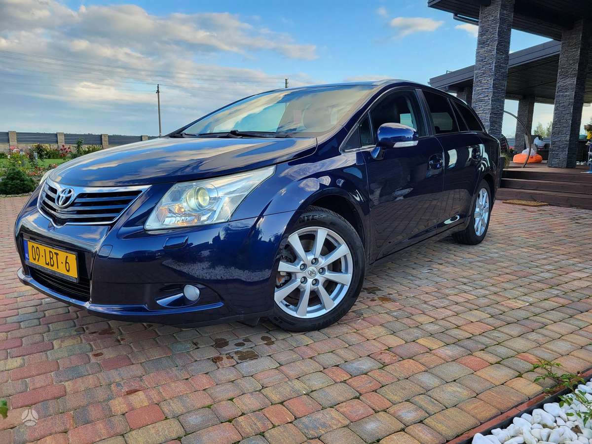 Toyota Avensis - 3