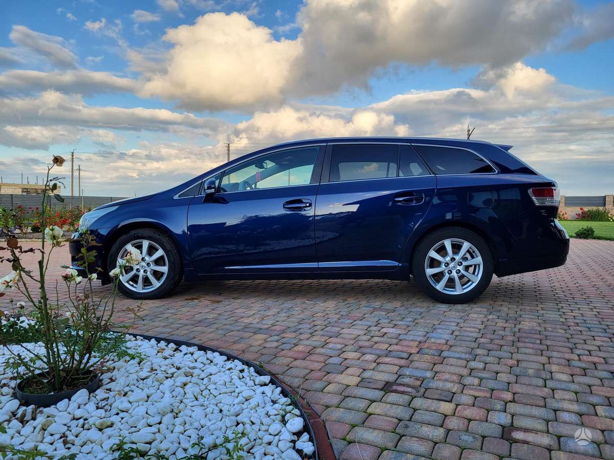 Toyota Avensis - 7