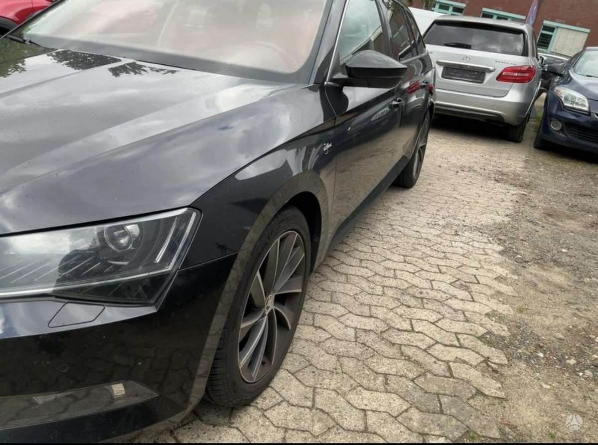 Skoda Superb, 2.0 l., universalas