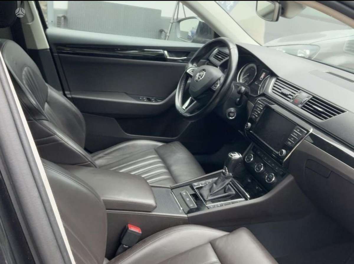 Skoda Superb, 2.0 l., universalas