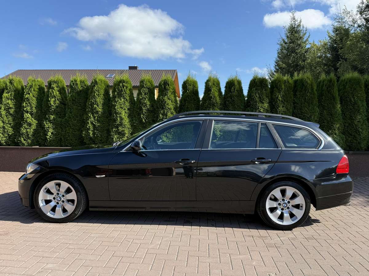 BMW 330, 3.0 l., Универсал