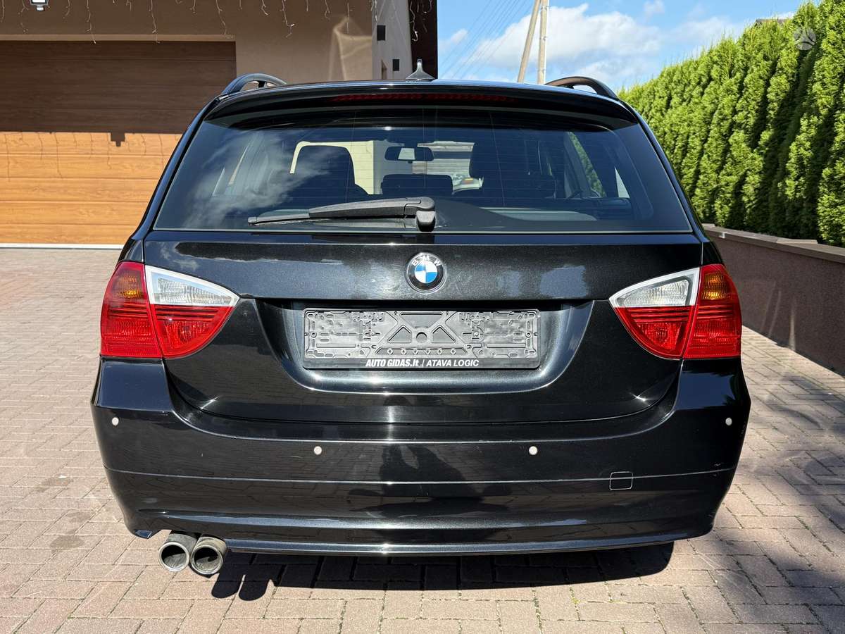 BMW 330, 3.0 l., Универсал