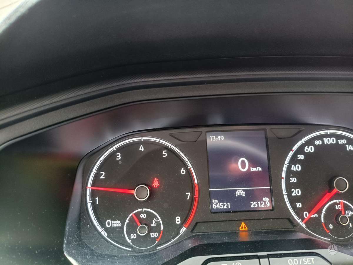 Volkswagen T-Cross - 10