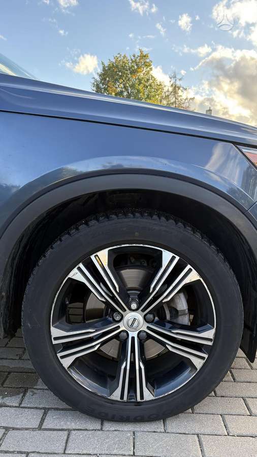 Volvo XC40 - 8