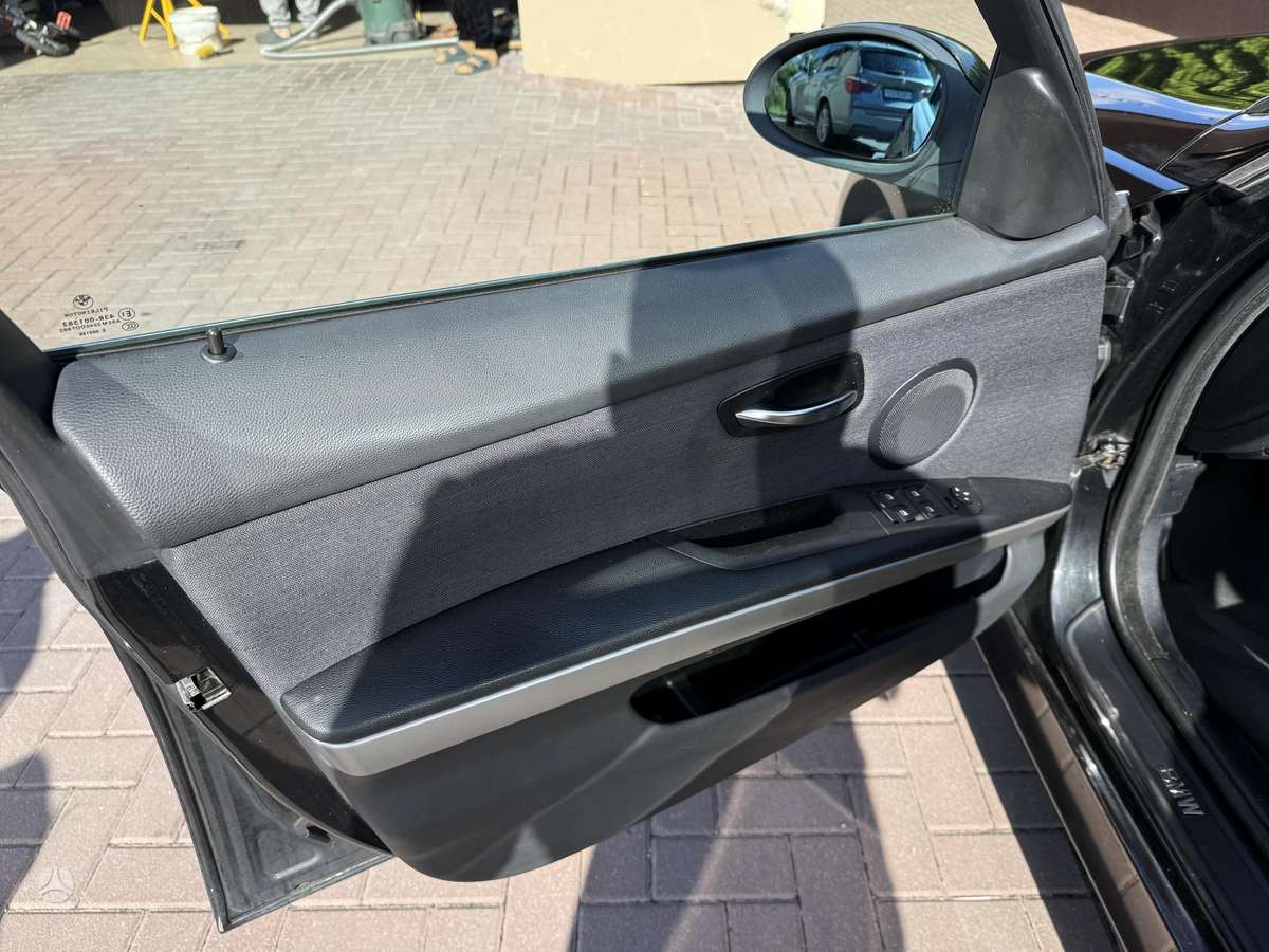BMW 330, 3.0 l., Универсал