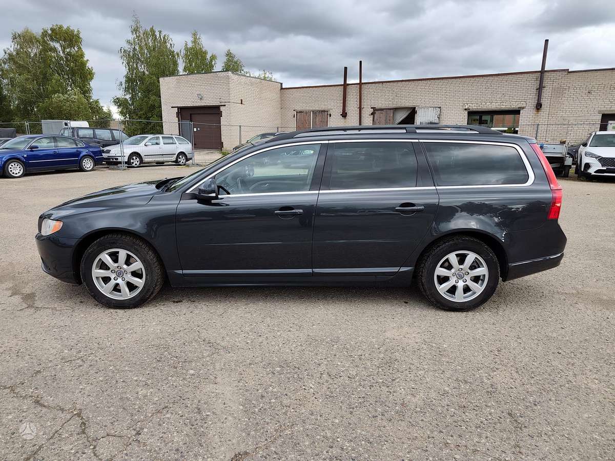 Volvo V70, 2.0 l., wagon