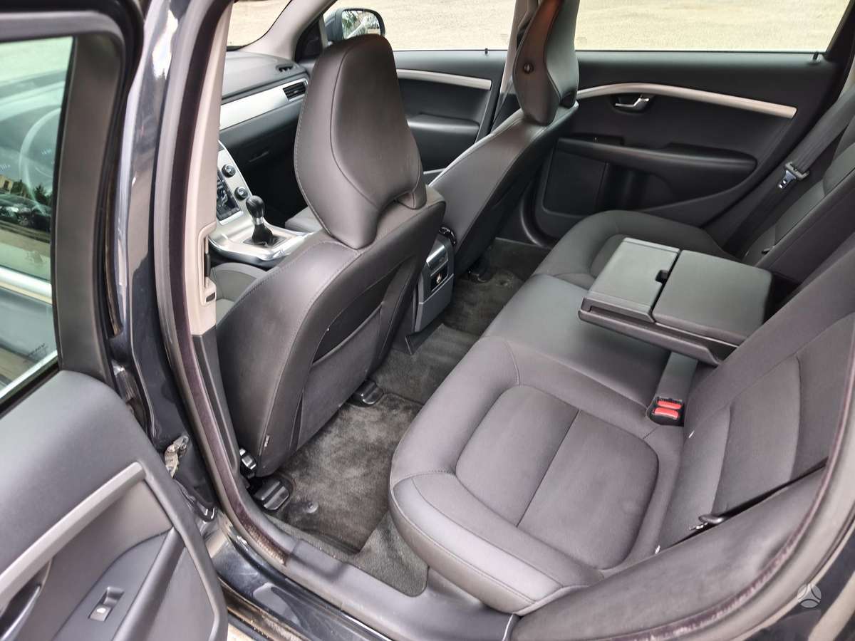 Volvo V70, 2.0 l., universalas