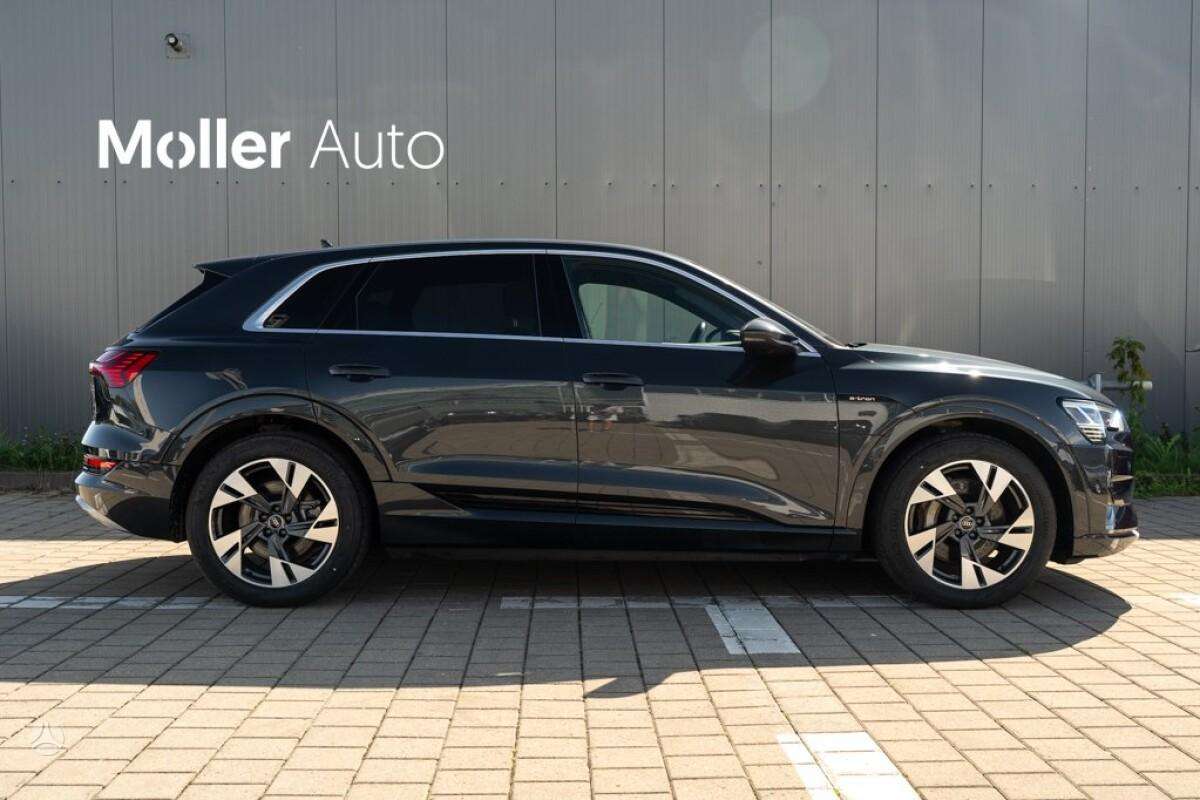 Audi e-tron, visureigis / krosoveris
