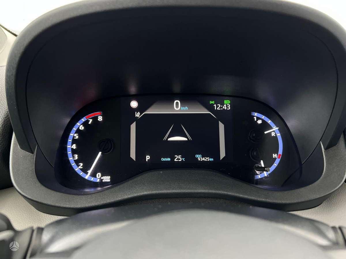 Toyota Yaris Cross - 12