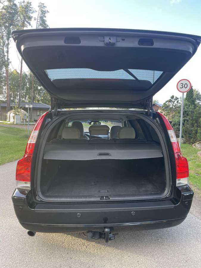 Volvo V70, 2.4 l., wagon