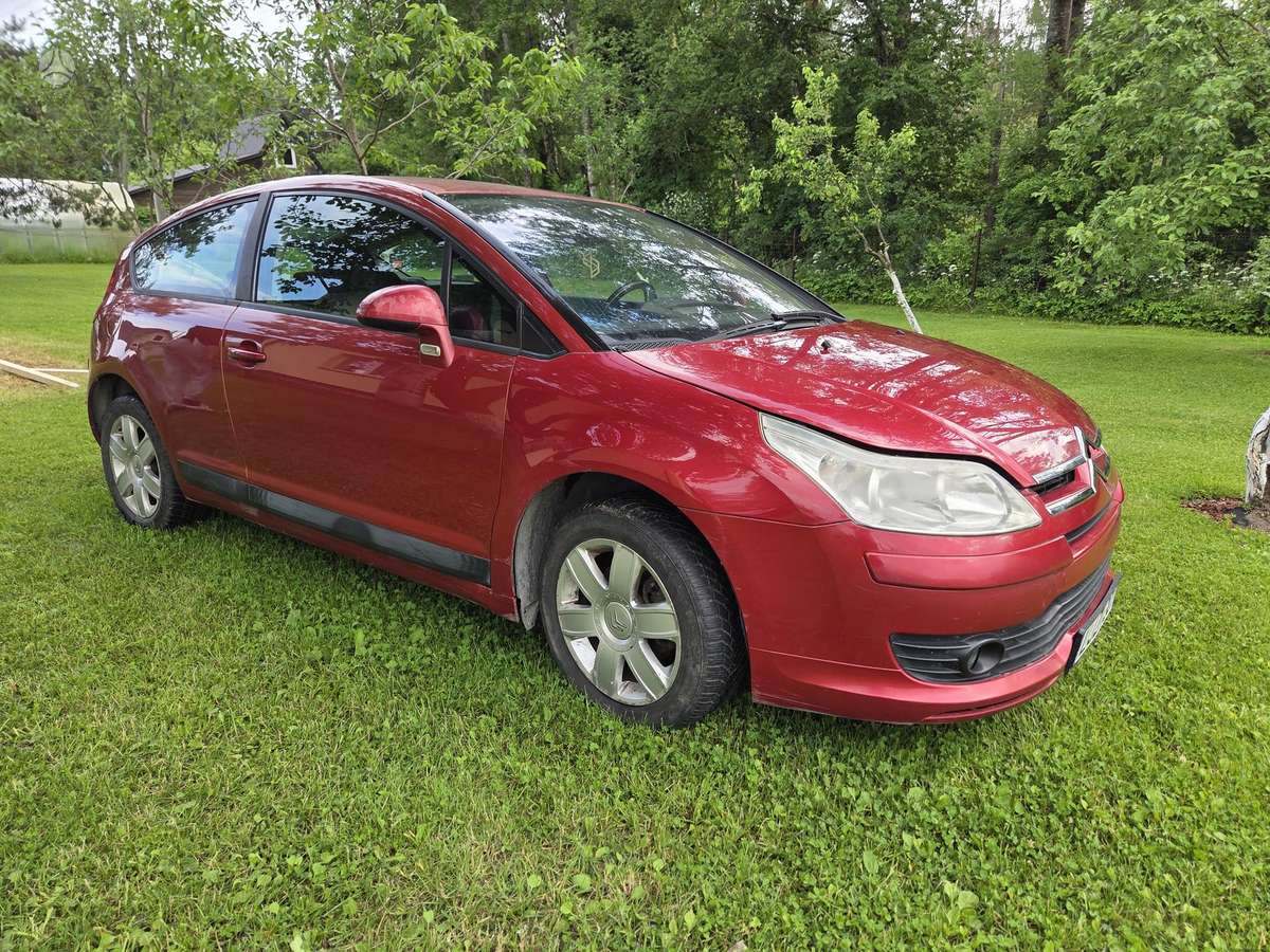 Citroen C4, 1.6 l., hatchback