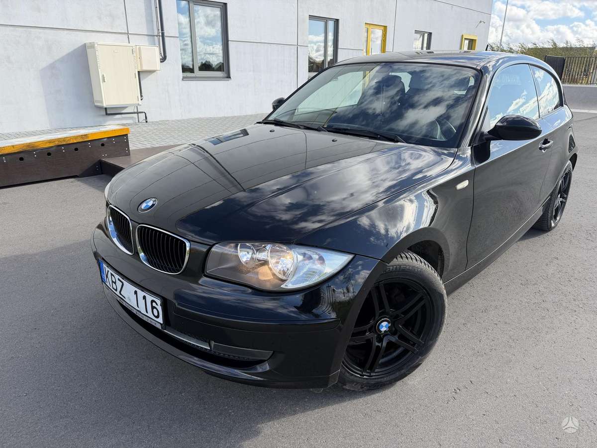 BMW 120, 2.0 l., hatchback