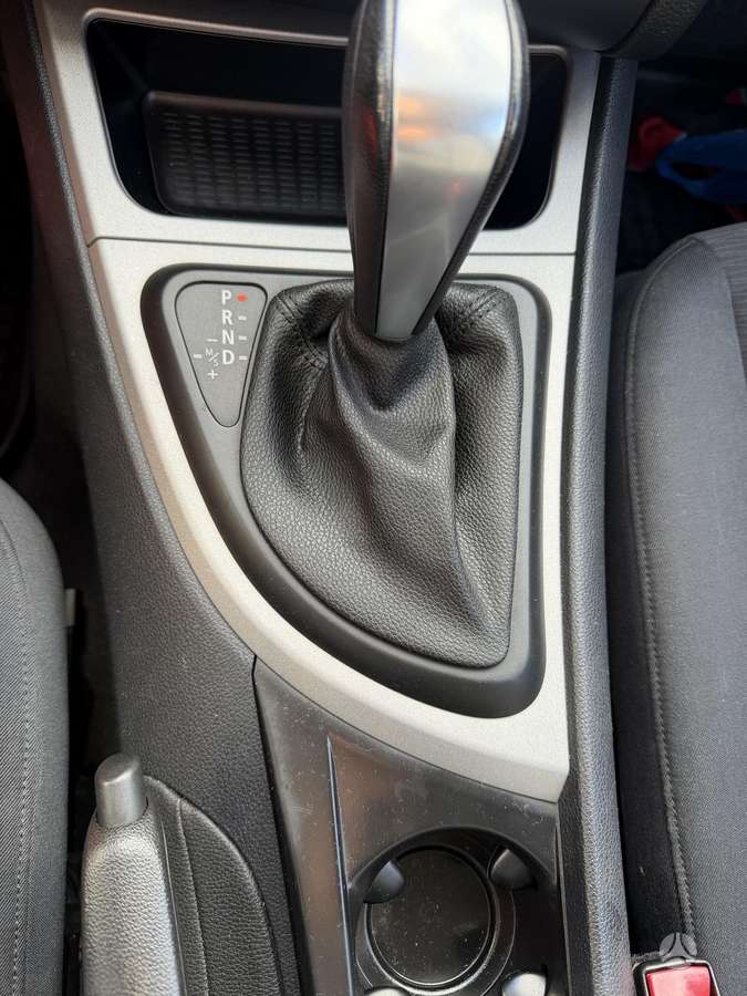 BMW 120, 2.0 l., hatchback