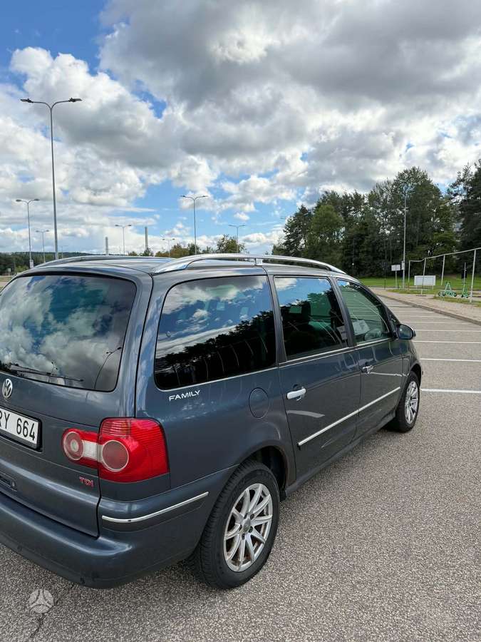 Volkswagen Sharan - 3