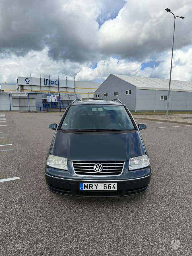Volkswagen Sharan - 4