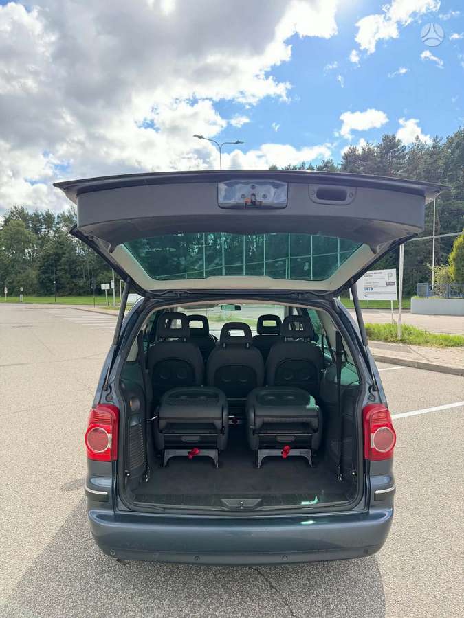 Volkswagen Sharan - 8