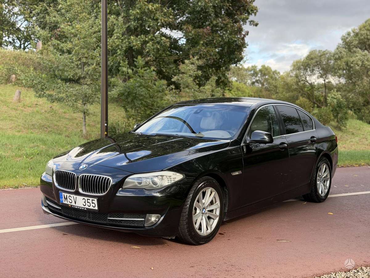BMW 520, 2.0 l., Седан