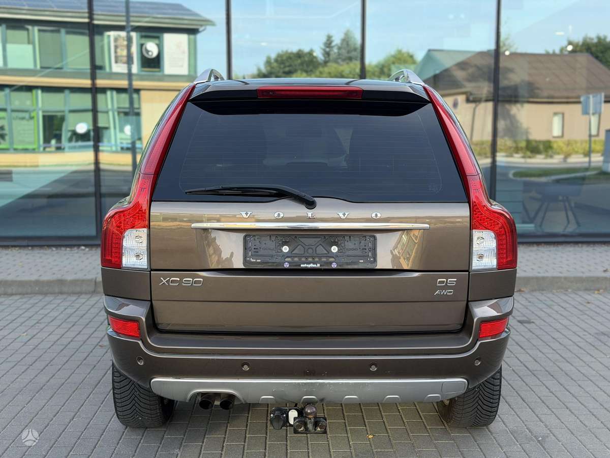 Volvo XC90 - 8