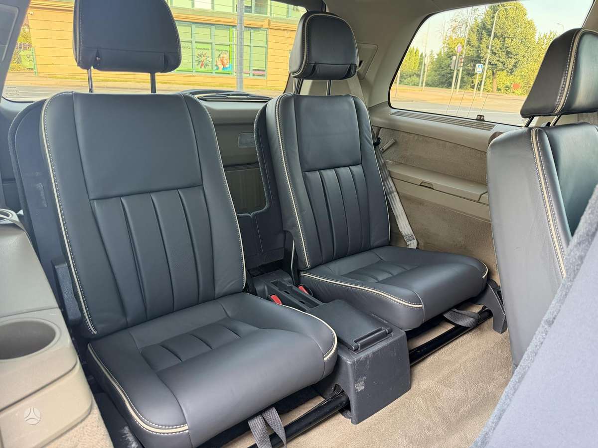Volvo XC90, 2.4 l., off-road / crossover