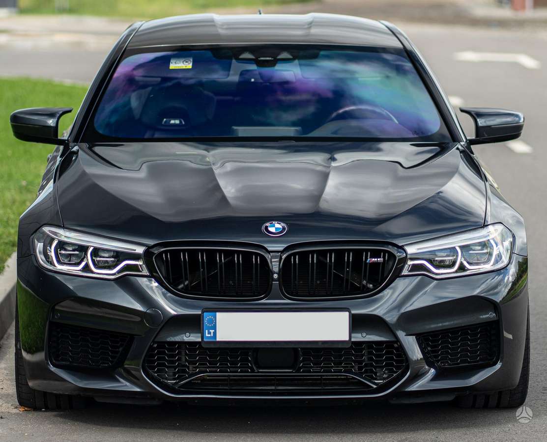 BMW M5, 4.4 l., Седан