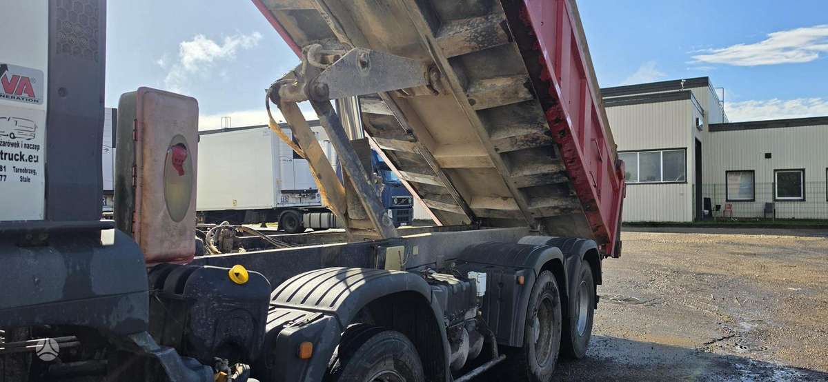 MAN TGA 35.390 8x4, самосвалы