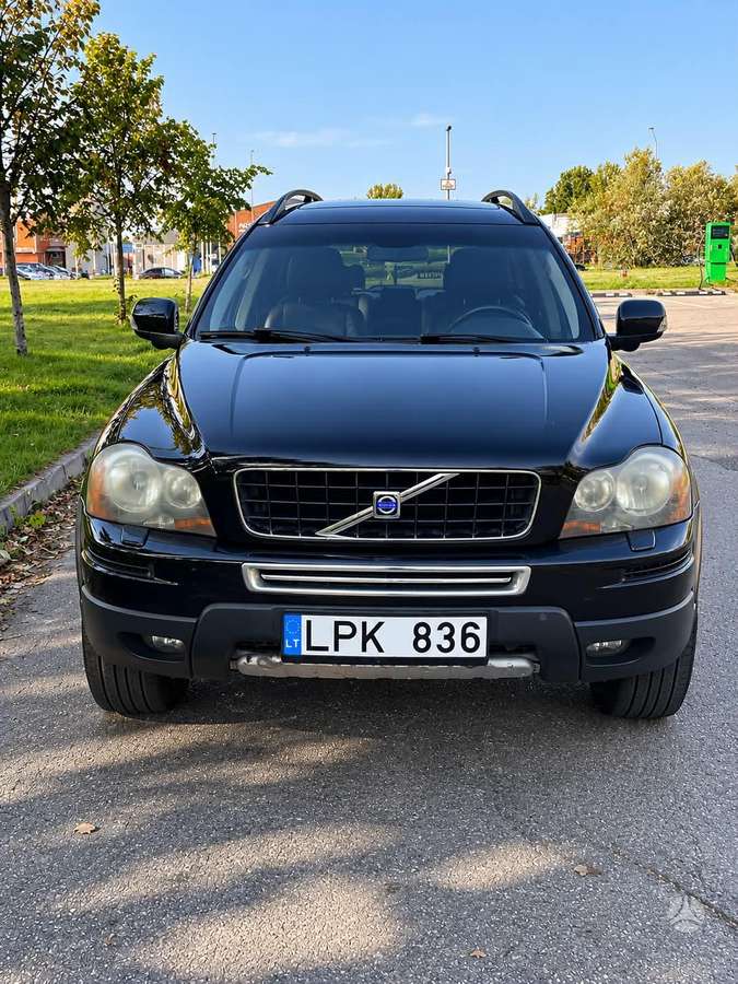 Volvo XC90 - 9