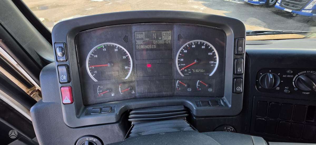 MAN TGA 35.390 8x4, самосвалы