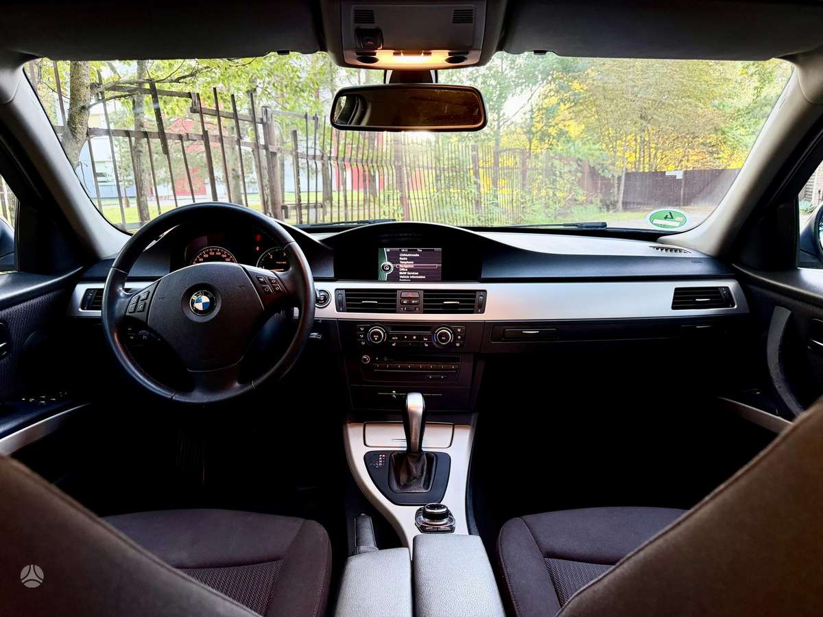 BMW 320, wagon