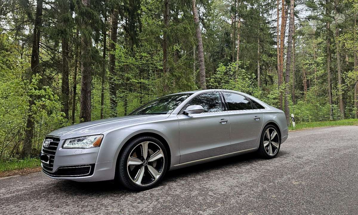 Audi A8, 4.0 l., saloon / sedan