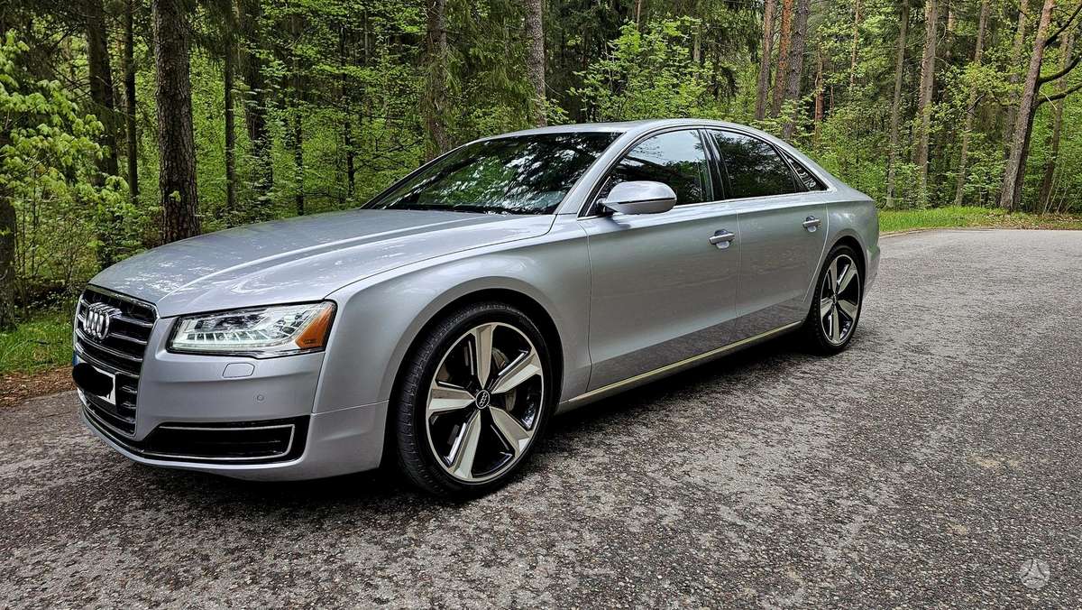 Audi A8, 4.0 l., saloon / sedan