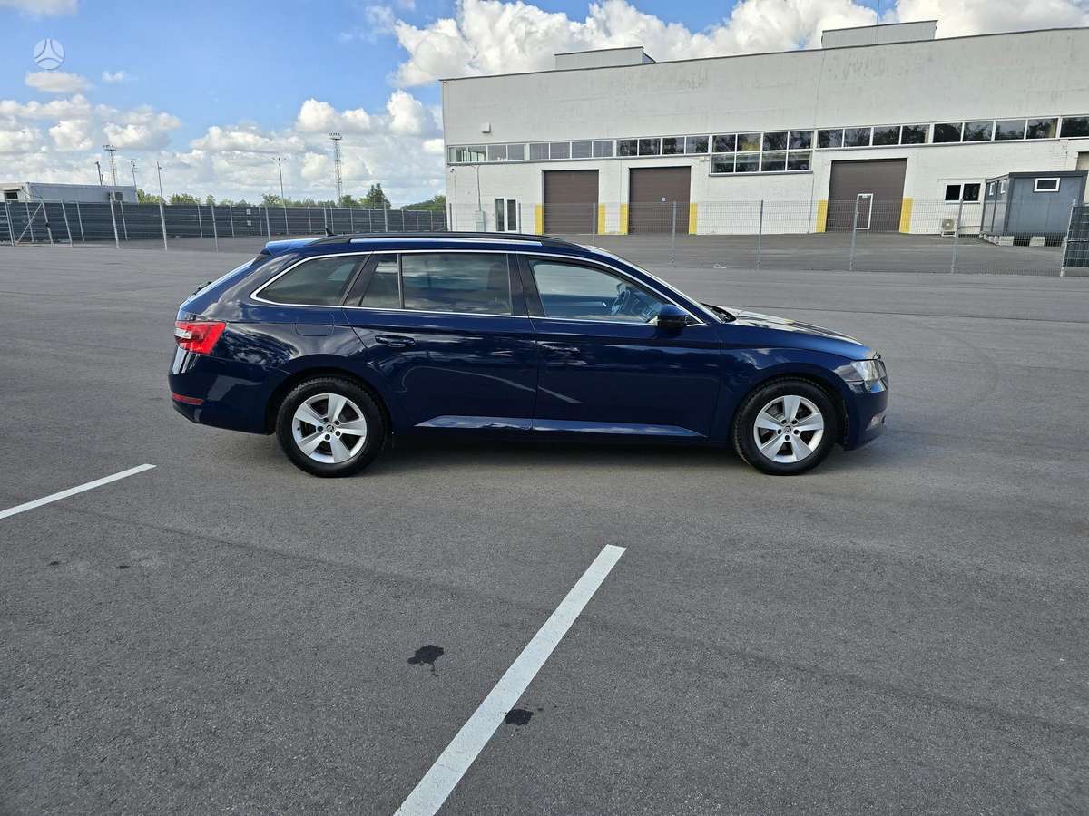Škoda Superb - 7