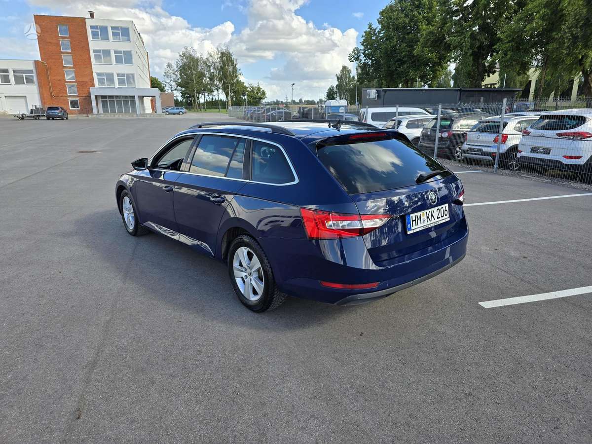 Škoda Superb - 4