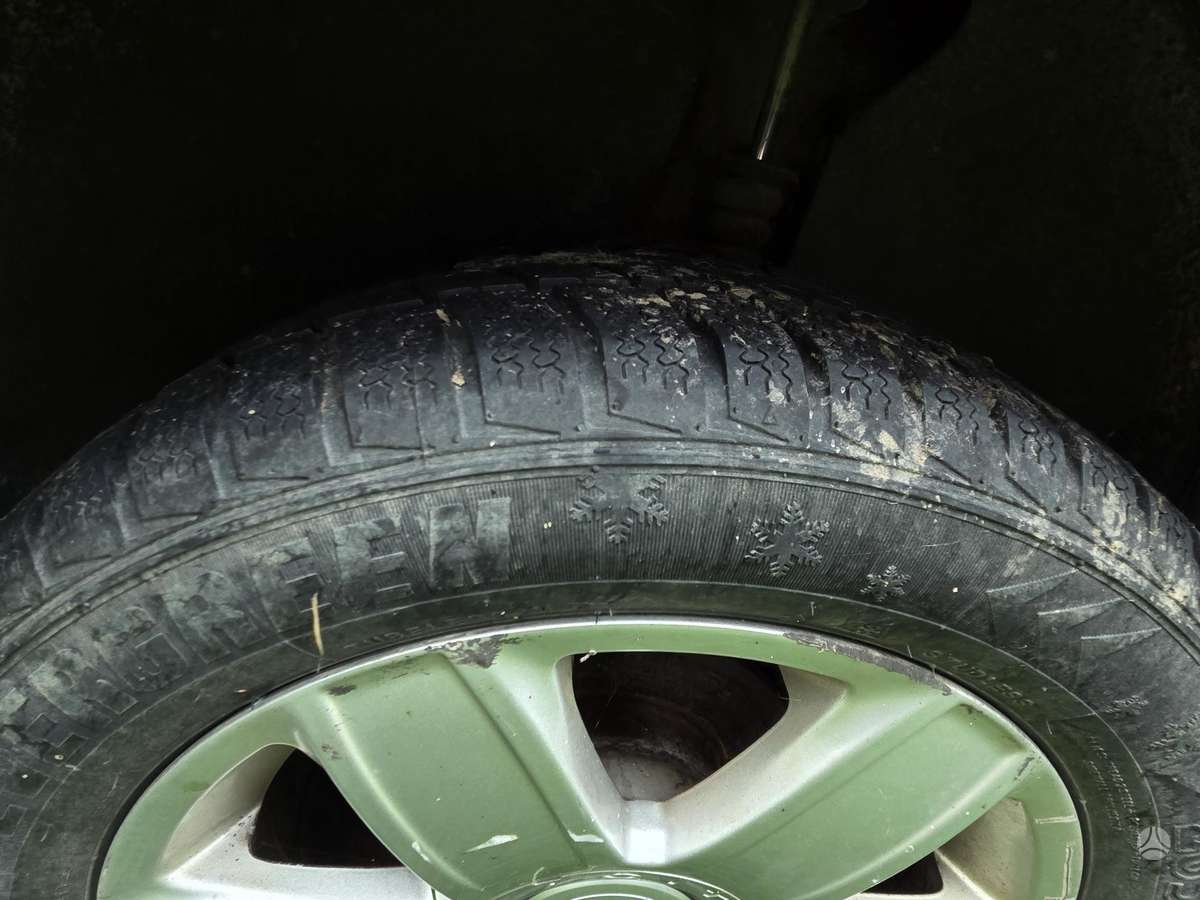 Citroen C4, 1.6 l., hatchback