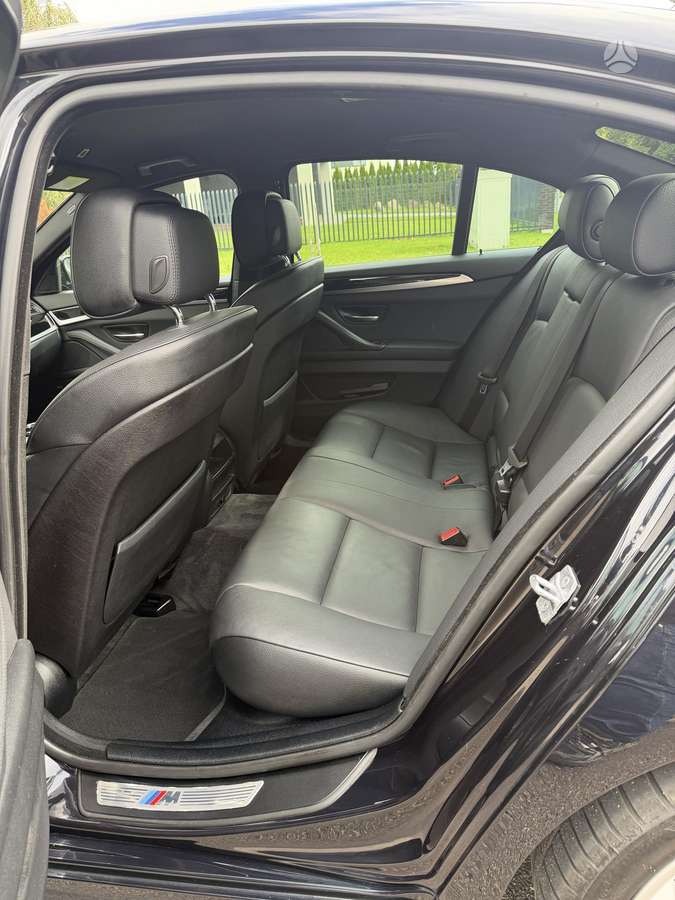 BMW 535, 3.0 l., Седан