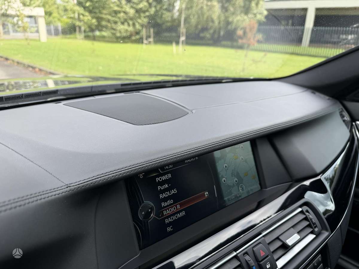 BMW 535, 3.0 l., Седан