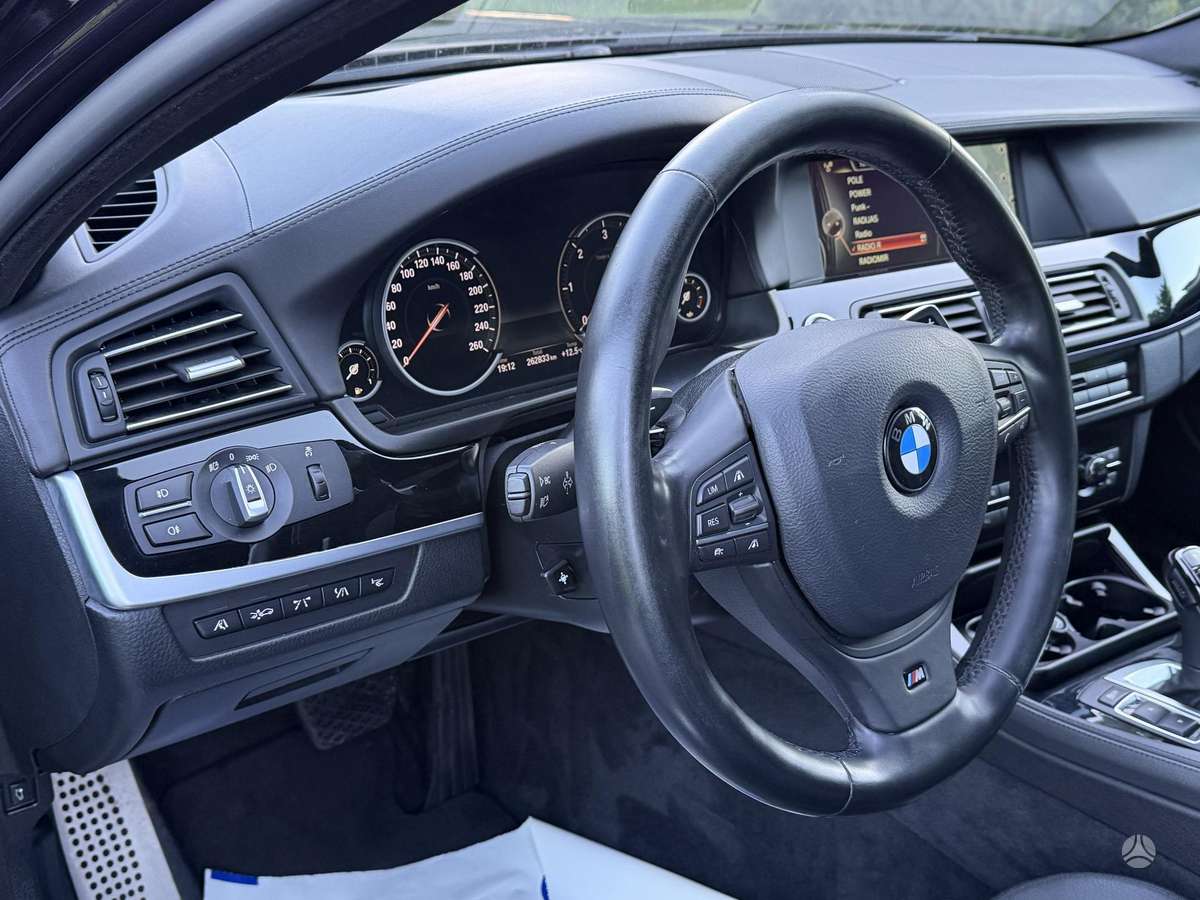 BMW 535, 3.0 l., Седан