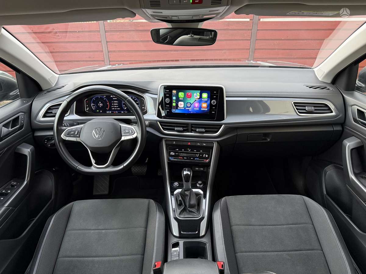 Volkswagen T-Roc - 12