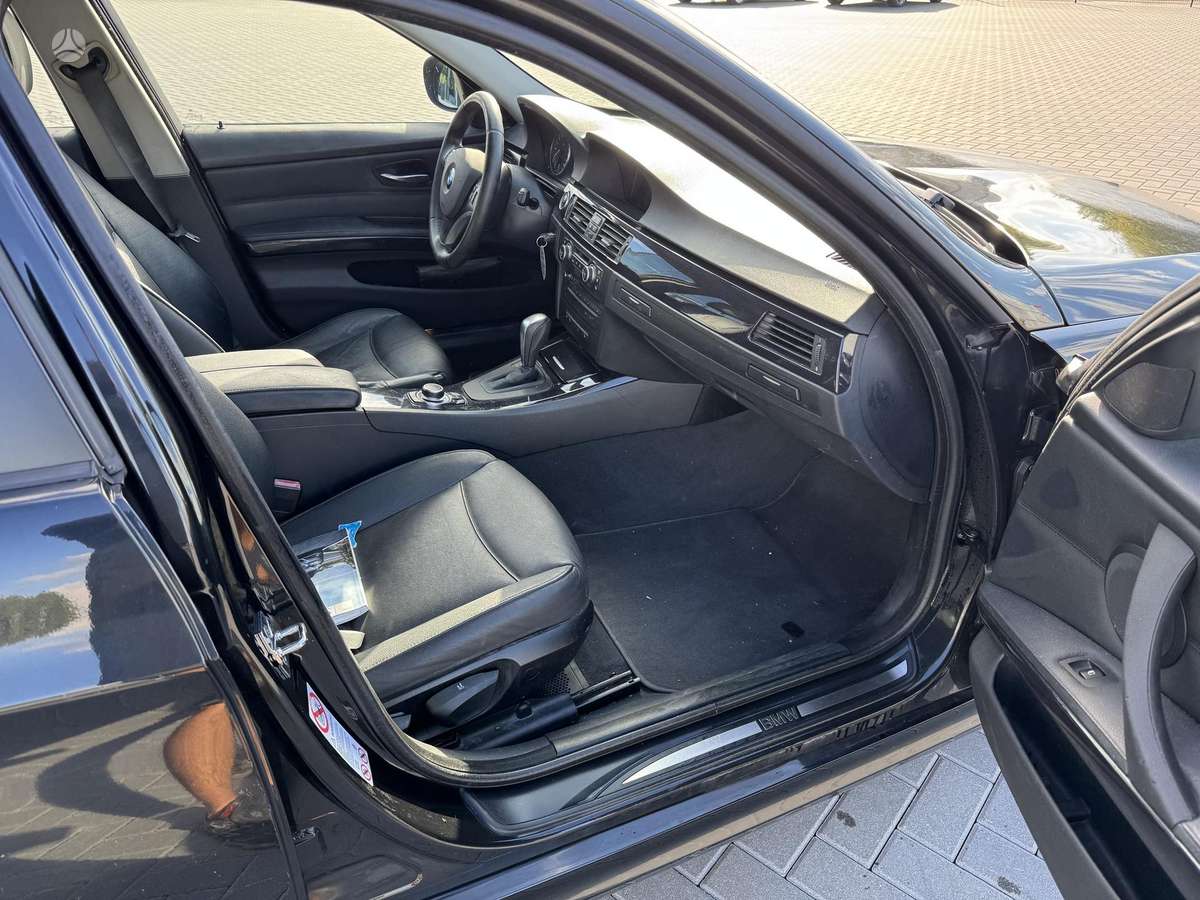 BMW 320, 2.0 l., Универсал