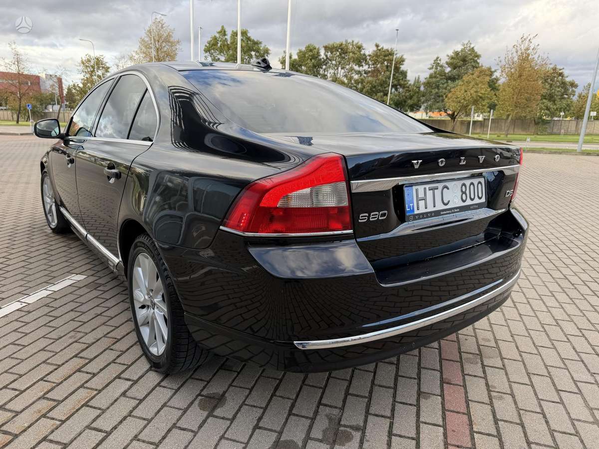Volvo S80, 2.4 l., Седан