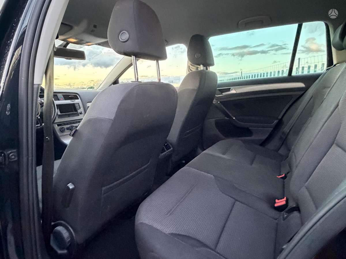Volkswagen Golf, 1.6 l., Универсал
