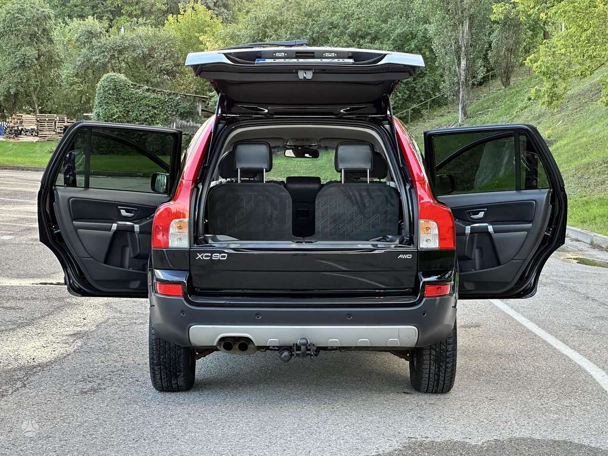 Volvo XC90 - 9
