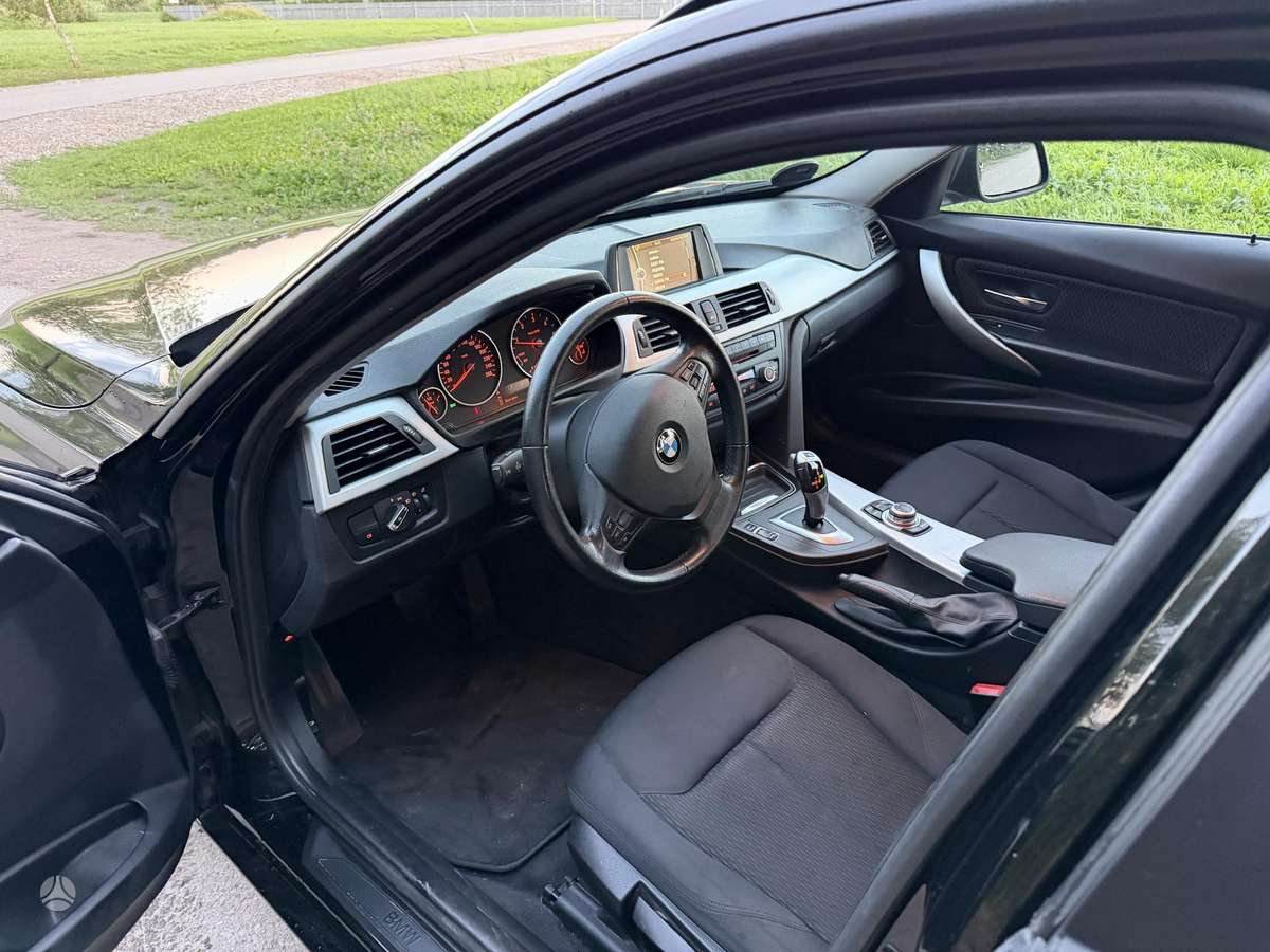 BMW 320, 2.0 l., universalas