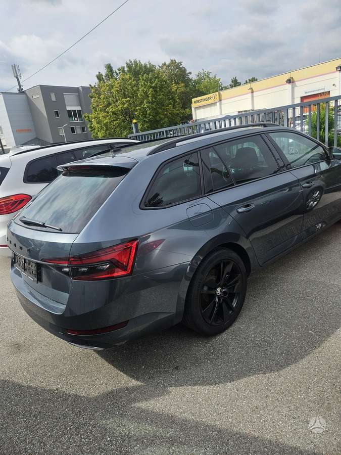 Škoda Superb - 4