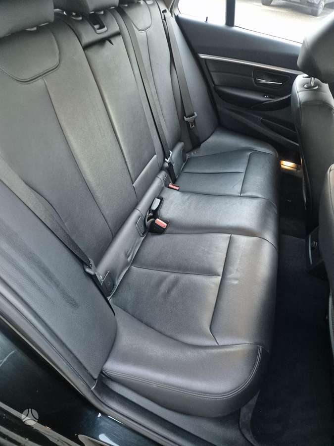 BMW 320, 2.0 l., wagon