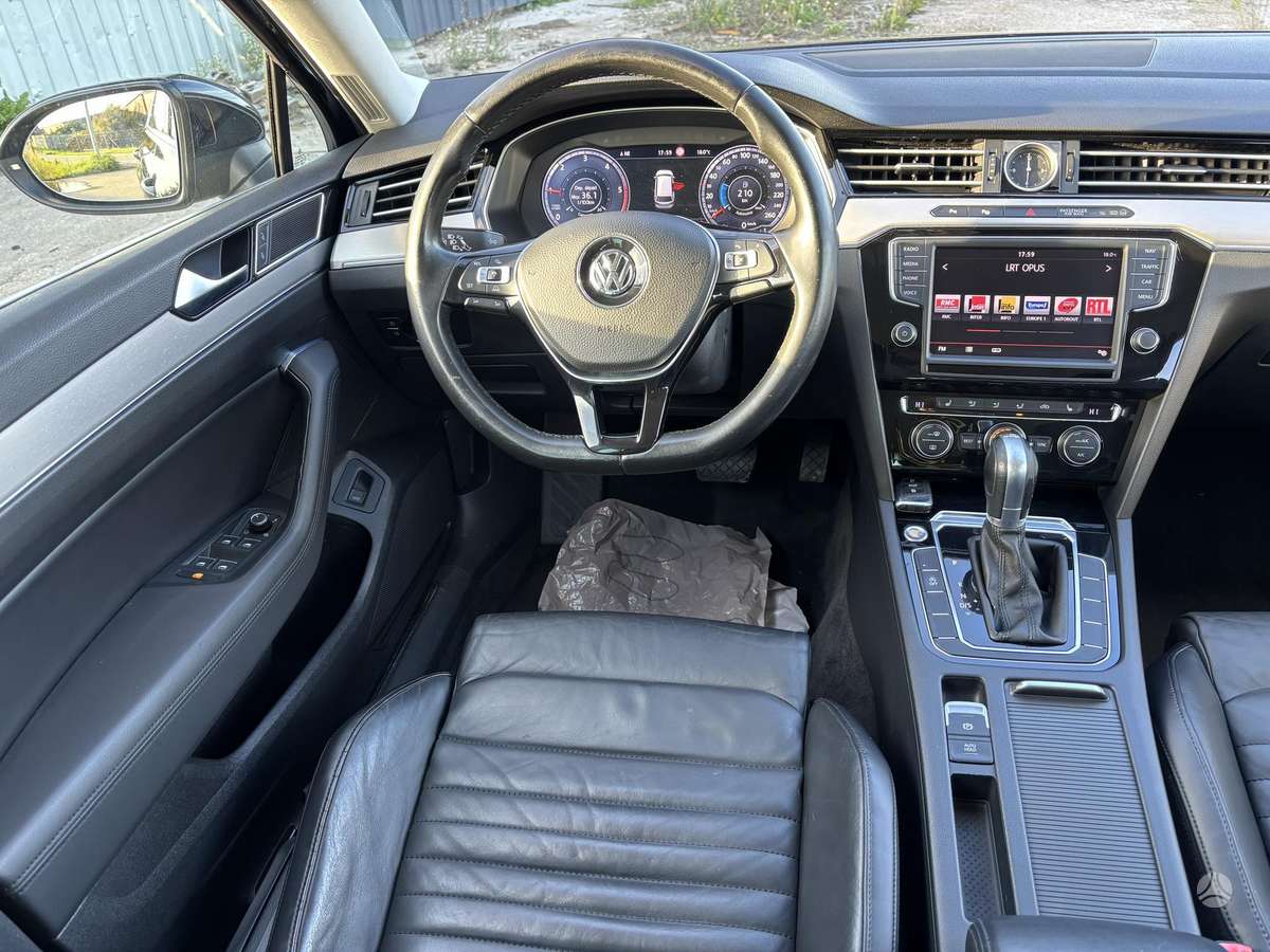 Volkswagen Passat, 2.0 l., Универсал