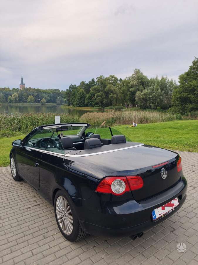Volkswagen Eos, 2.0 l., convertible